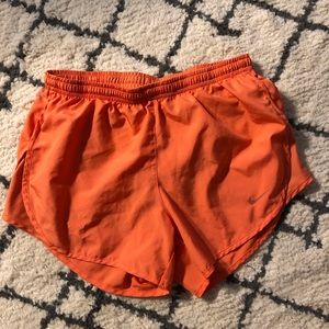 Like New Nike drifit shorts